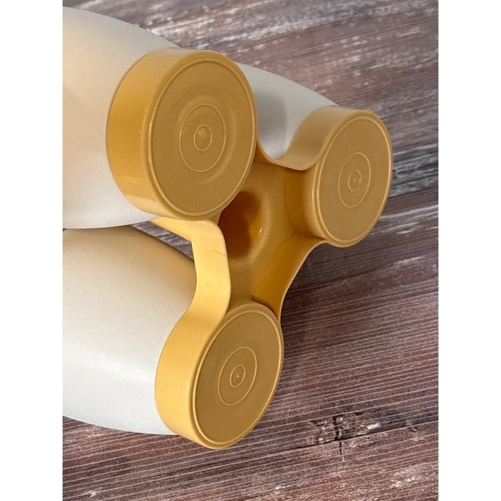 Tupperware vintage condiment